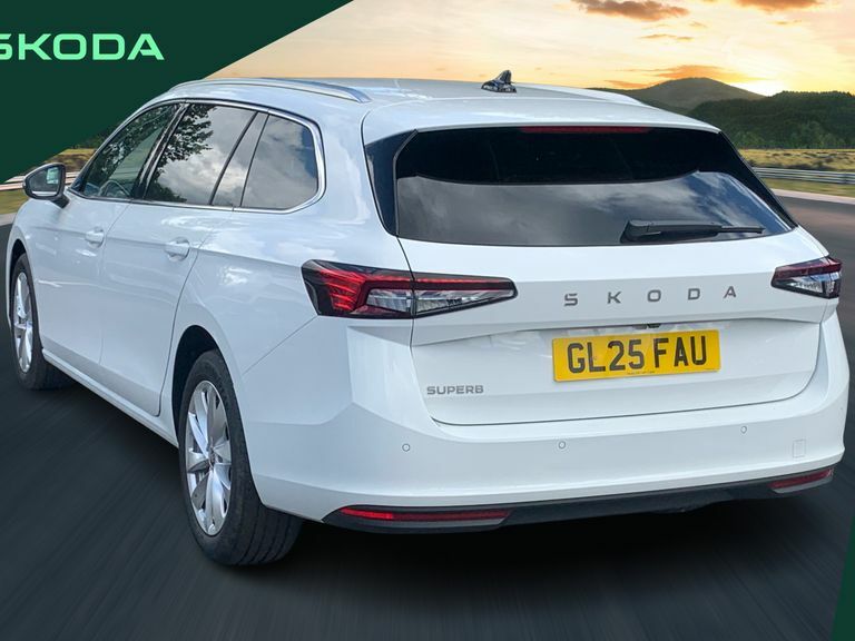 Skoda Superb 2.0 Tdi Se Technology Dsg GL25FAU White #6