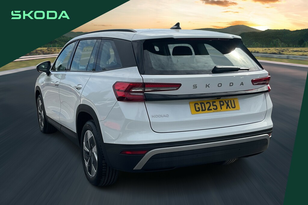Skoda Kodiaq 1.5 Tsi E-tec Se Dsg 7 Seat GD25PXU White #3