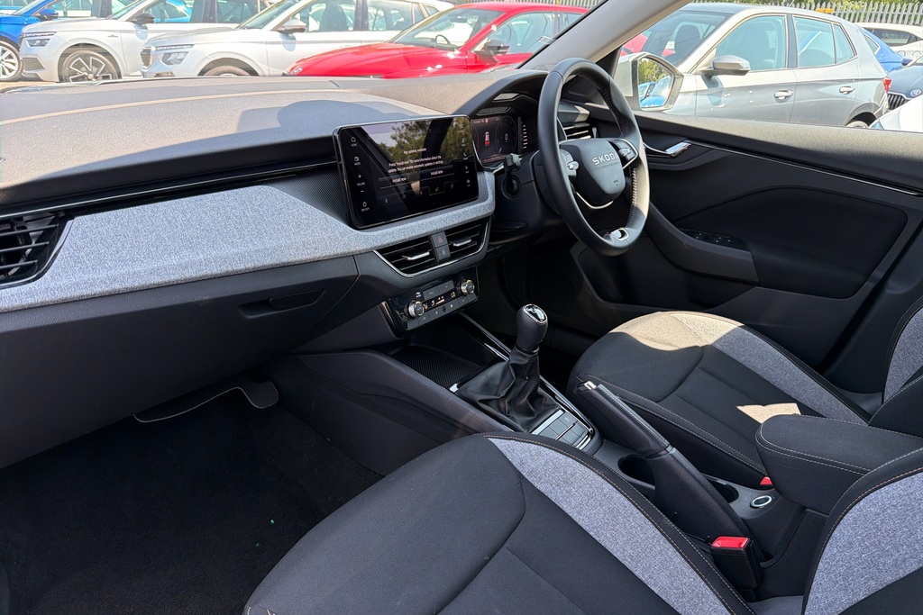 Skoda Kamiq 1.0 Tsi Se Edition GJ75FYS Silver #2
