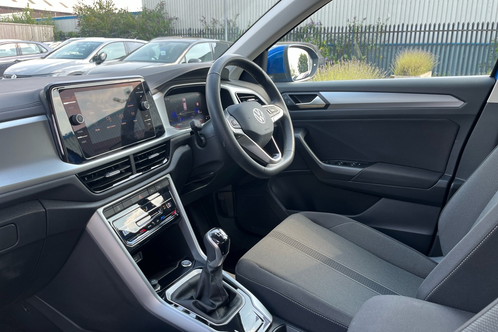 Volkswagen T-Roc 1.0 Tsi 115 Match PE75YKT Blue #2