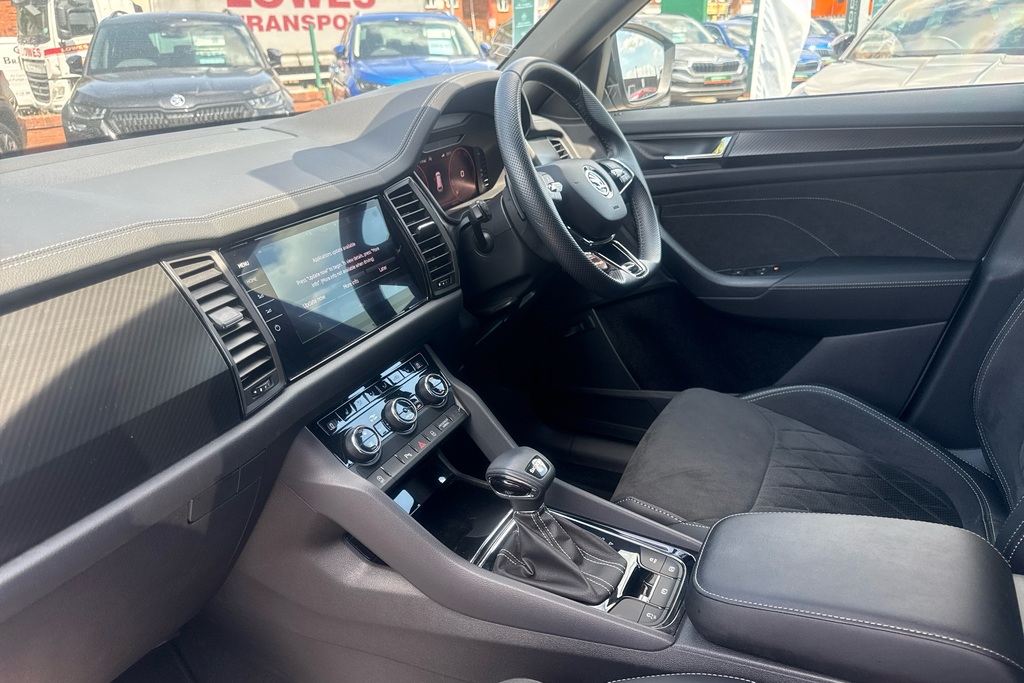 Skoda Kodiaq 1.5 Tsi Sport Line Dsg 7 Seat BW23DGO Silver #2