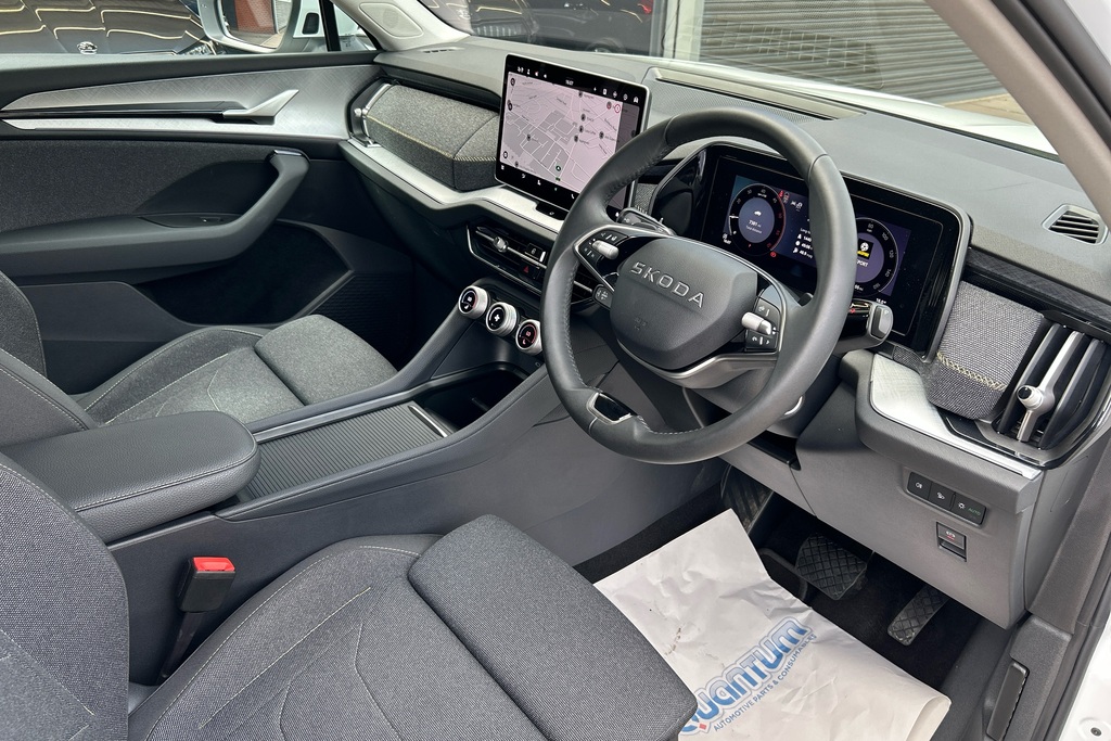 Skoda Kodiaq 2.0 Tdi Se Dsg 7 Seat KP75AJY White #6