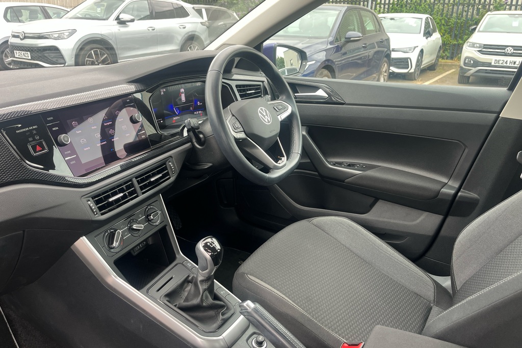 Volkswagen Polo 1.0 Life PK24FMD Purple #2