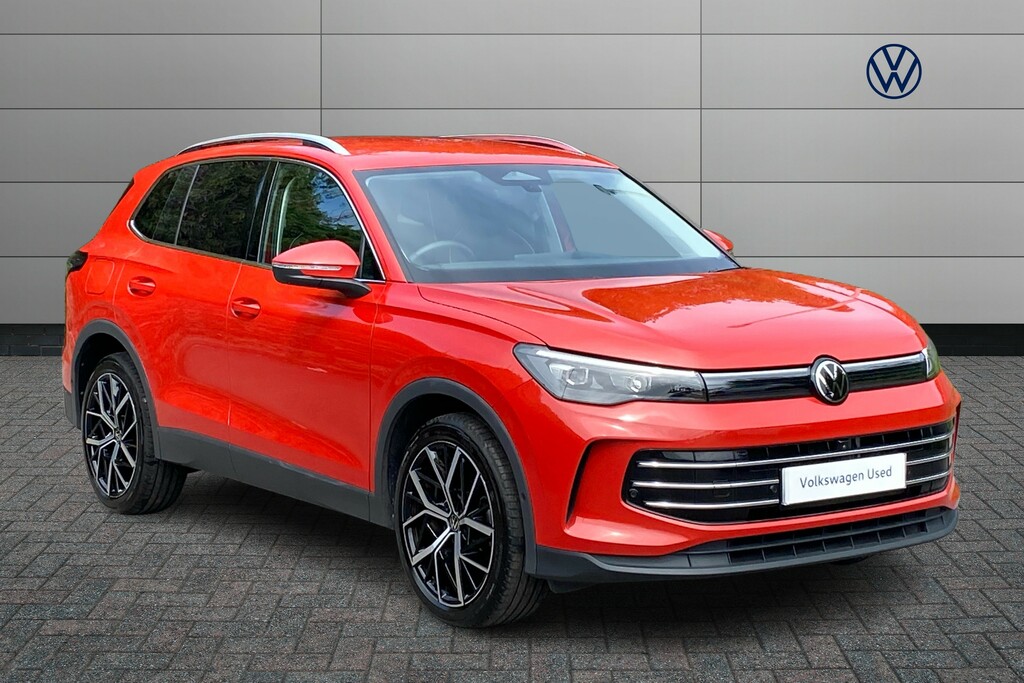 Volkswagen Tiguan 1.5 Etsi 150 Elegance Dsg PJ74CDN Red #2