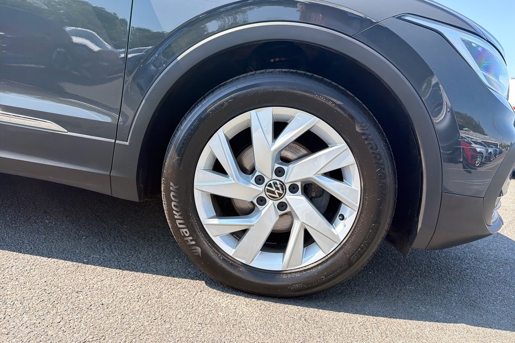 Volkswagen Tiguan 1.5 Tsi 150 Life BF21TKV Grey #5