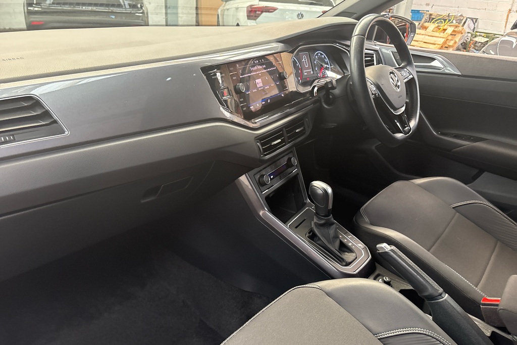 Volkswagen Polo 1.0 Tsi 110 Sel Dsg Silver #2
