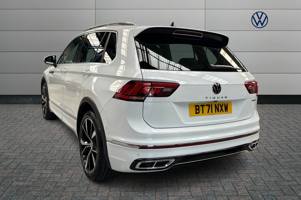 Volkswagen Tiguan 2.0 Tsi 4Motion R-line Dsg White #3