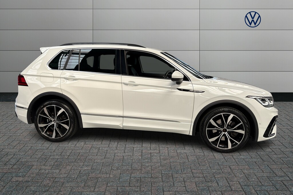 Volkswagen Tiguan 2.0 Tsi 4Motion R-line Dsg White #4