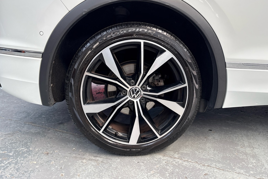 Volkswagen Tiguan 2.0 Tsi 4Motion R-line Dsg White #5