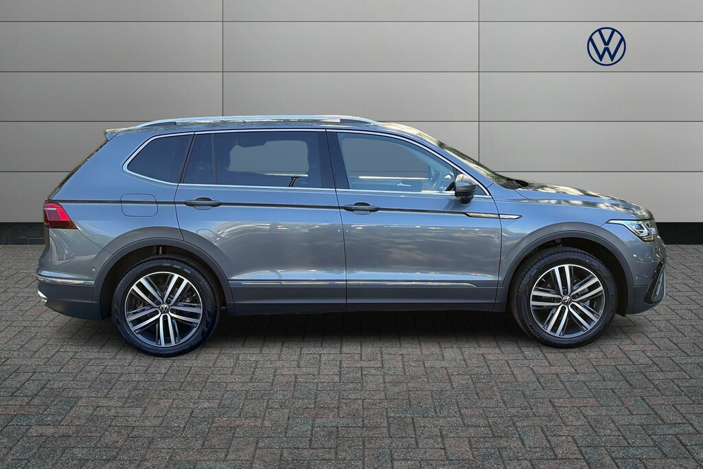 Volkswagen Tiguan Allspace 1.5 Tsi Elegance Dsg Grey #4