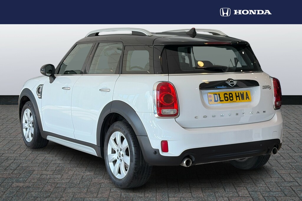 Mini Countryman 2.0 Cooper S Classic DL68HWA White #2