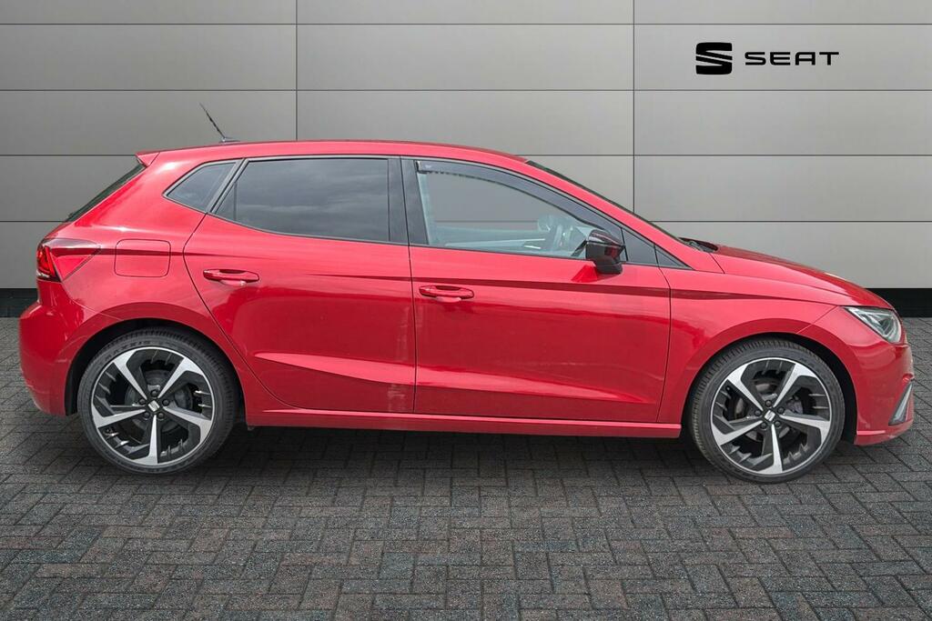 Seat Ibiza 1.0 Tsi 95 Fr Sport DX74VPR Red #4