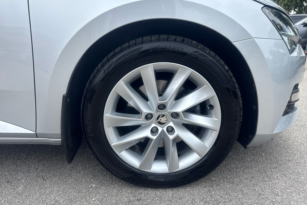Skoda Superb 2.0 Tdi Cr Se Dsg GS16RAM Silver #5