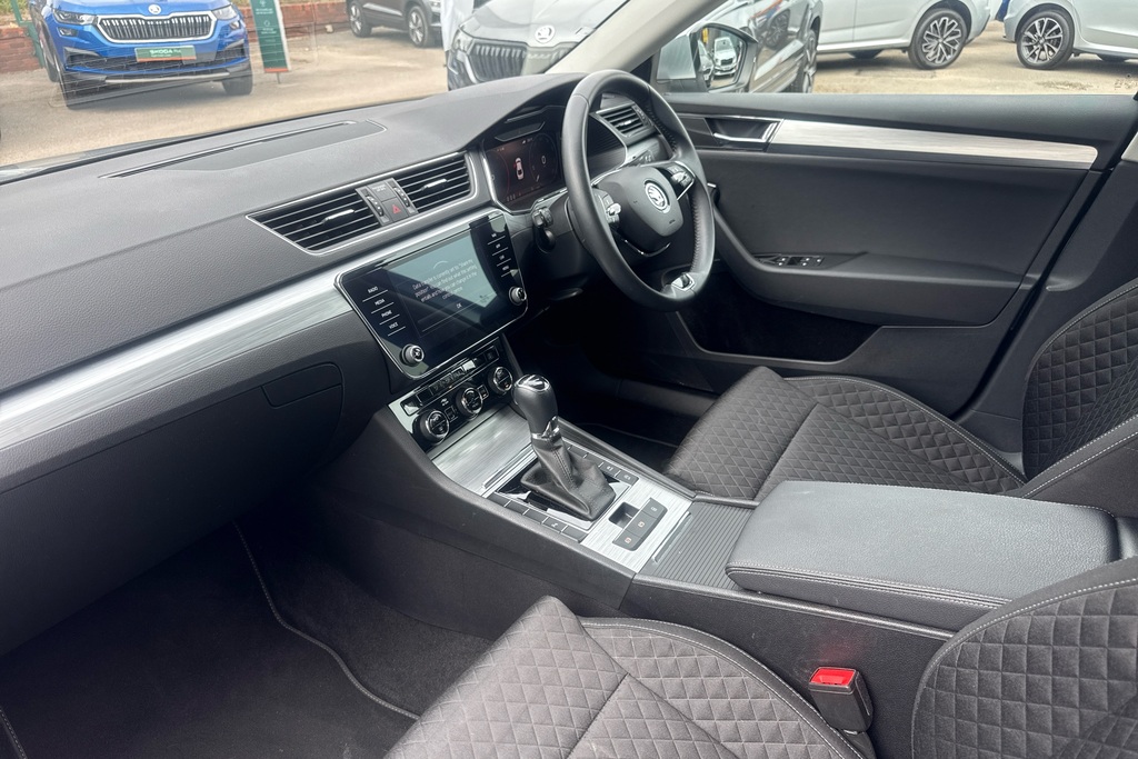 Skoda Superb 2.0 Tdi Cr Se Dsg GS16RAM Silver #2