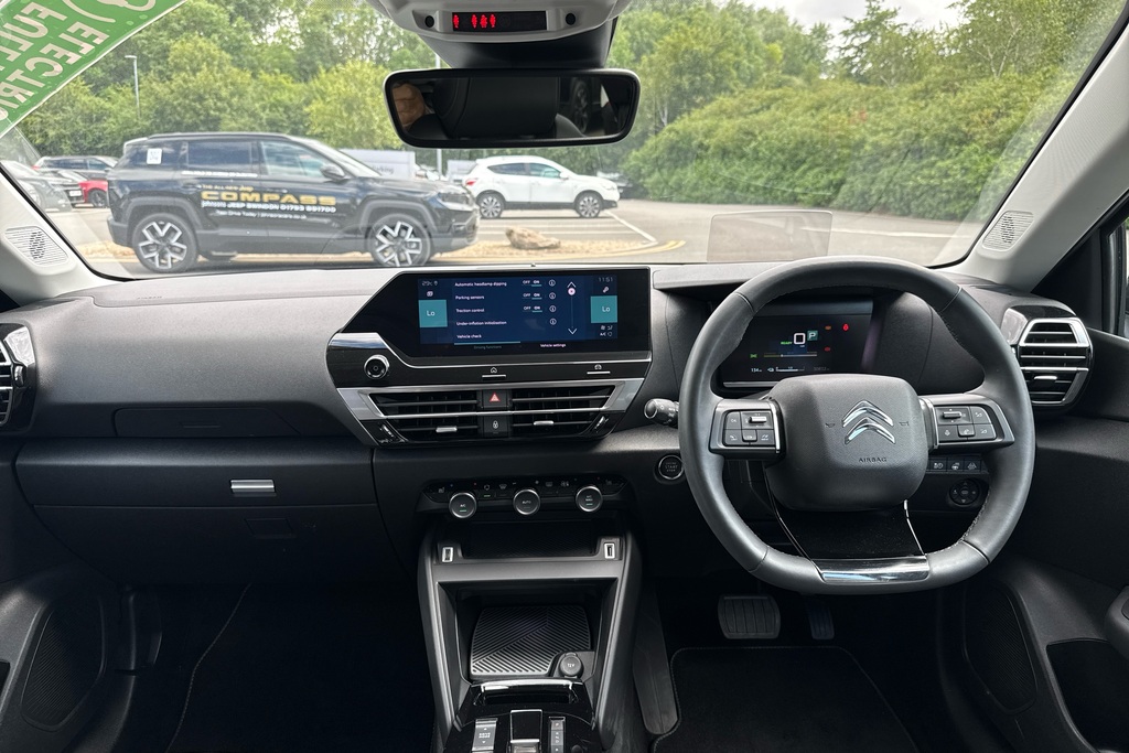 Citroen e-C4 100Kw C-series Edition 50Kwh SC22HSO Blue #3