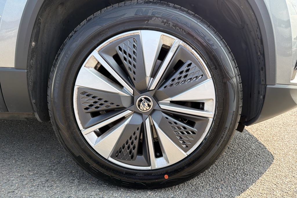 Skoda Karoq 1.5 Tsi Se Drive Dsg DG72LNZ Grey #5