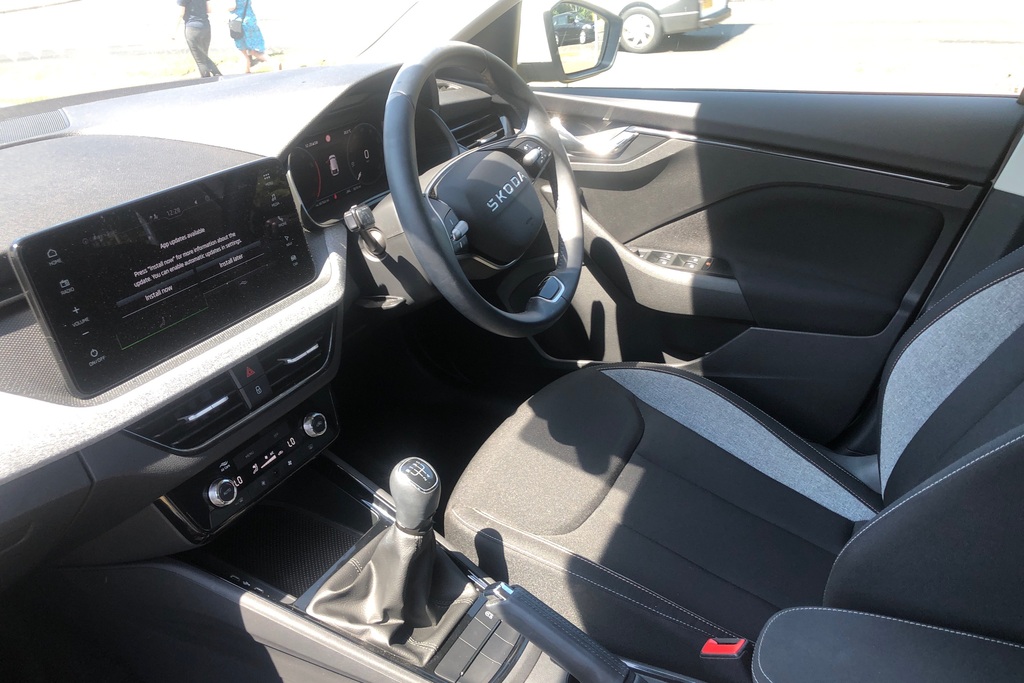 Skoda Scala 1.0 Tsi 95 Se Edition DE25ZNW White #2