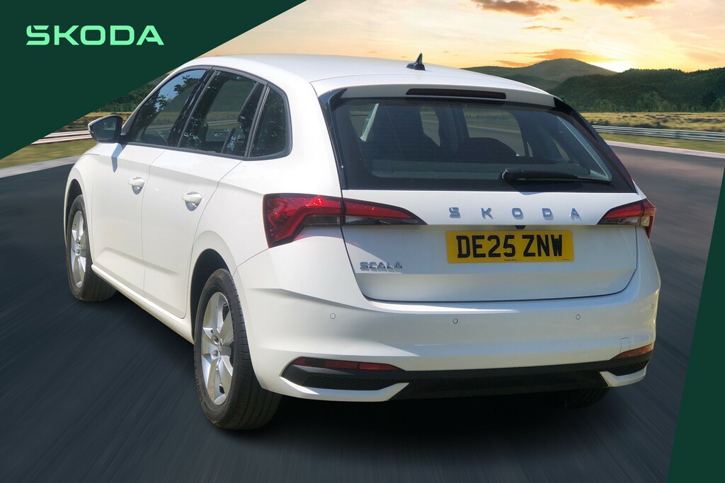 Skoda Scala 1.0 Tsi 95 Se Edition DE25ZNW White #3