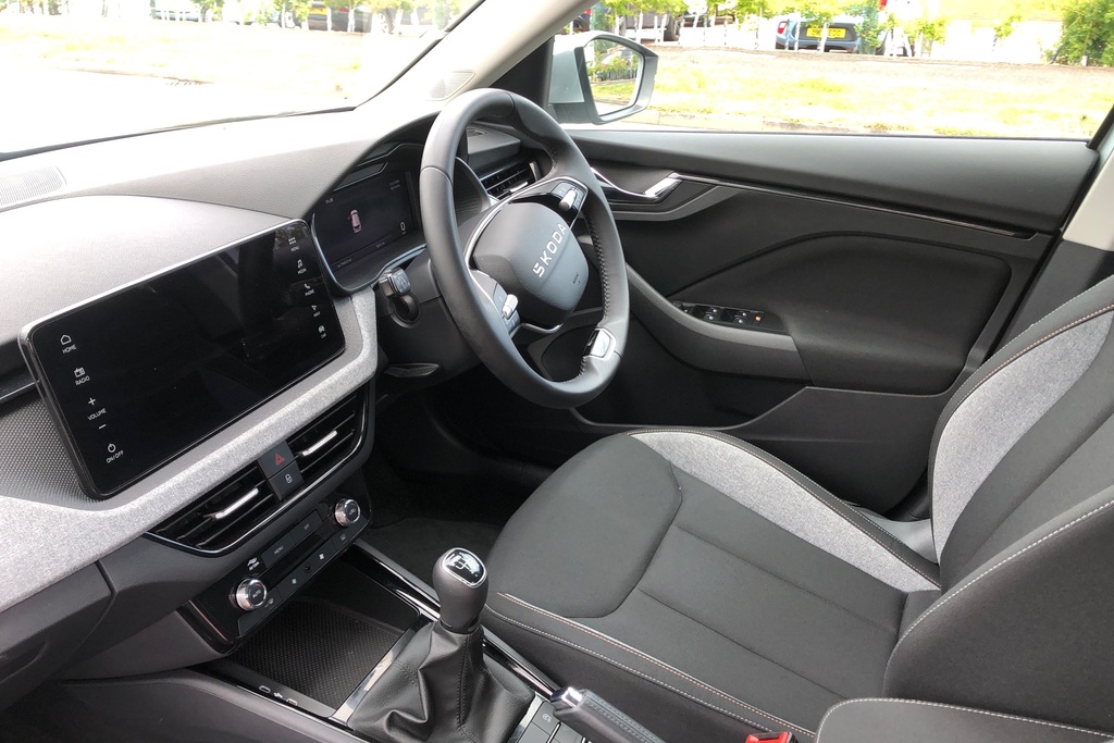 Skoda Kamiq 1.0 Tsi Se Edition GK75KKR Silver #2