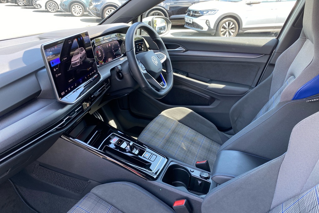 Volkswagen Golf 1.5 Tsi 272 Gte Ehybrid Dsg DE75NWC Silver #2