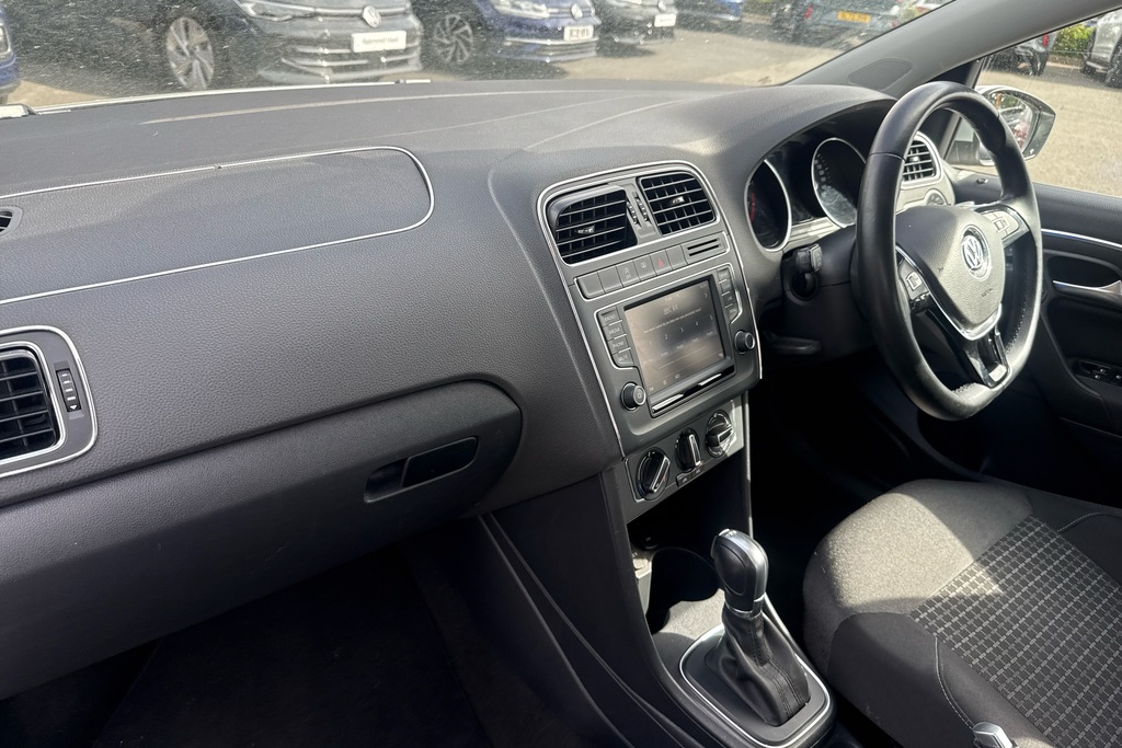Volkswagen Polo 1.2 Tsi Se Dsg PN64YBM Silver #2
