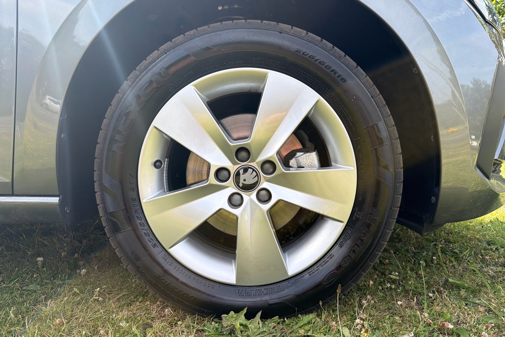 Skoda Scala 1.5 Tsi Se Edition Grey #5