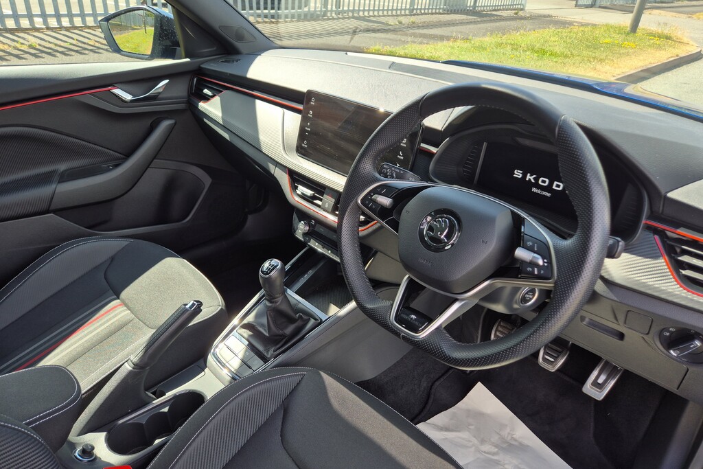 Skoda Kamiq 1.0 Tsi Monte Carlo Blue #6