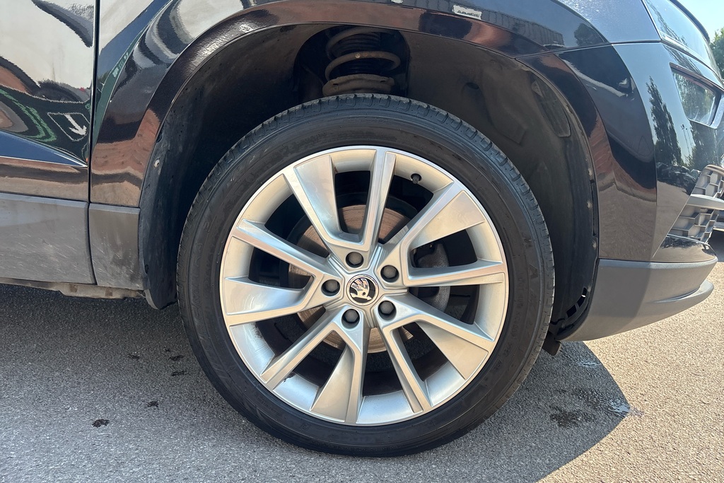 Skoda Karoq 1.5 Tsi Se L Black #5