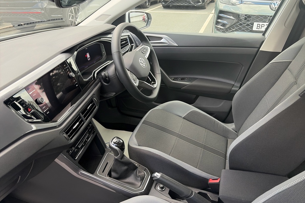 Volkswagen Polo 1.0 Tsi Style White #2