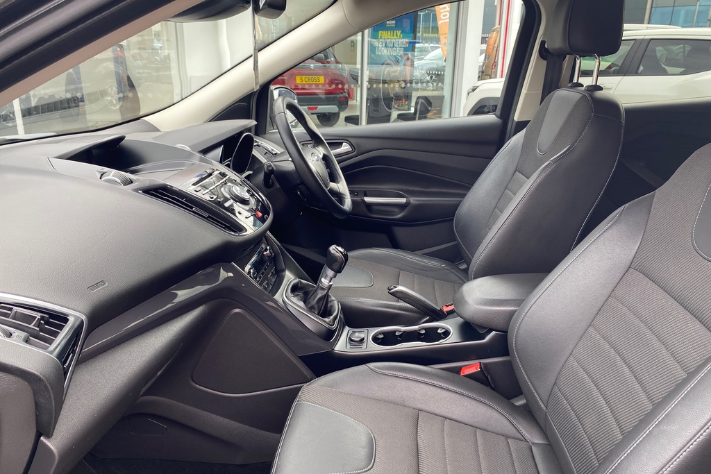 Ford Kuga 2.0 Tdci 180 Titanium EX15UDD Grey #6