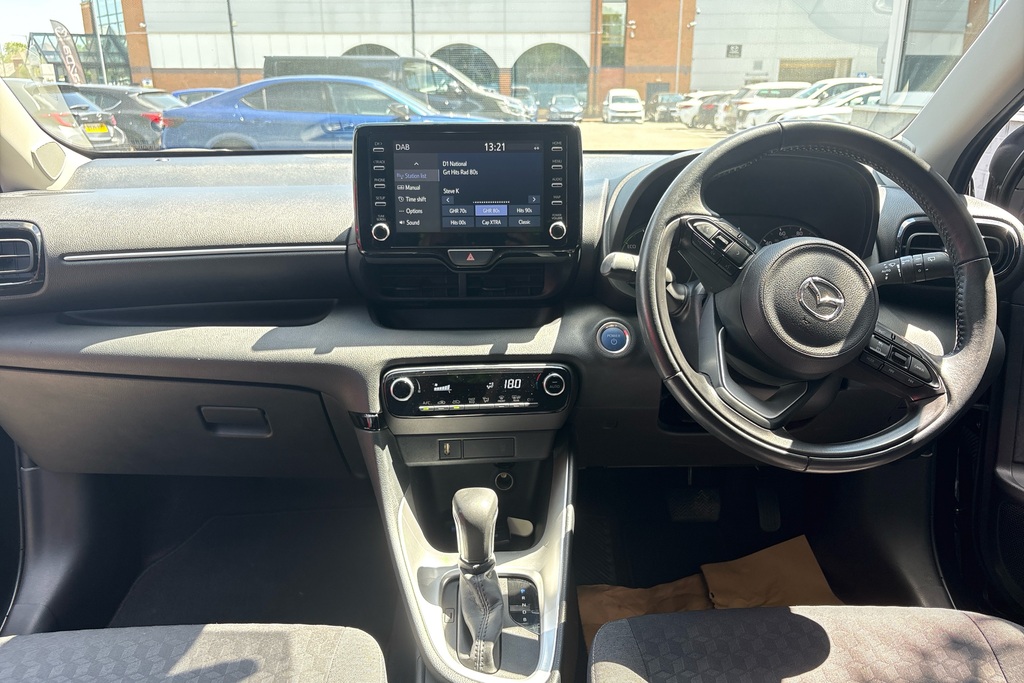 Mazda 2 1.5I Hybrid Agile Cvt Black #3