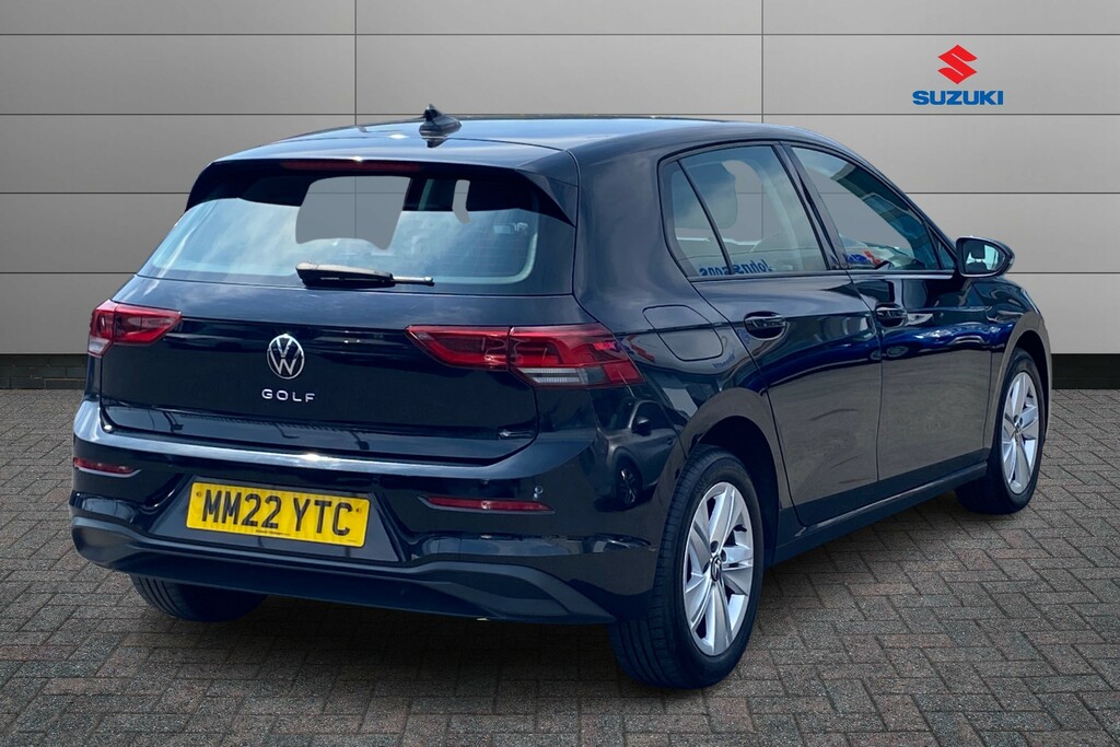 Volkswagen Golf 1.5 Tsi Life MM22YTC Black #5