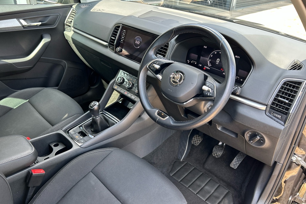 Skoda Karoq 1.5 Tsi Se Drive BL72SSU Black #6