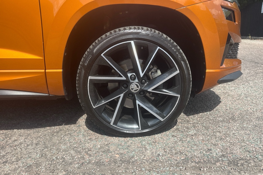 Skoda Karoq 1.5 Tsi Sportline Dsg WN23OET Orange #5