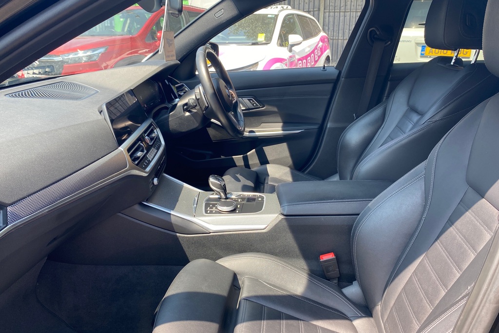 BMW 3 Series 320I M Sport Step YC21GGJ Black #6