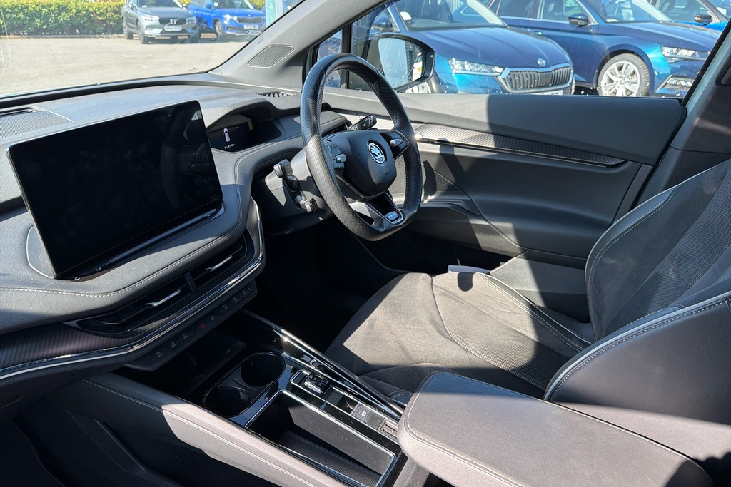 Skoda ENYAQ 210Kw 85X Sportline Plus 82Kwh 4X4 SD74UWJ Silver #2