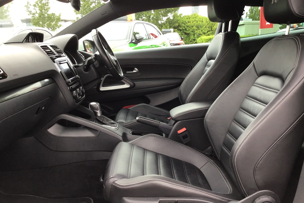 Volkswagen Scirocco 2.0 Tsi 180 Bluemotion Tech R-line Dsg White #6