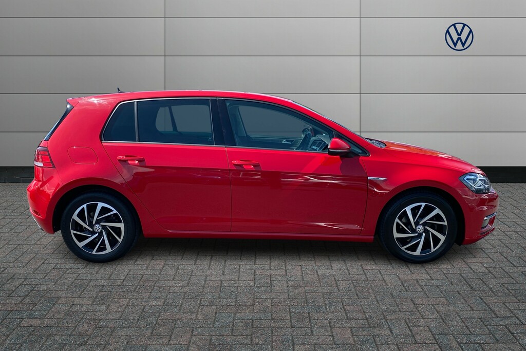 Volkswagen Golf 1.5 Tsi Evo Match Edition GM69MFU Red #4