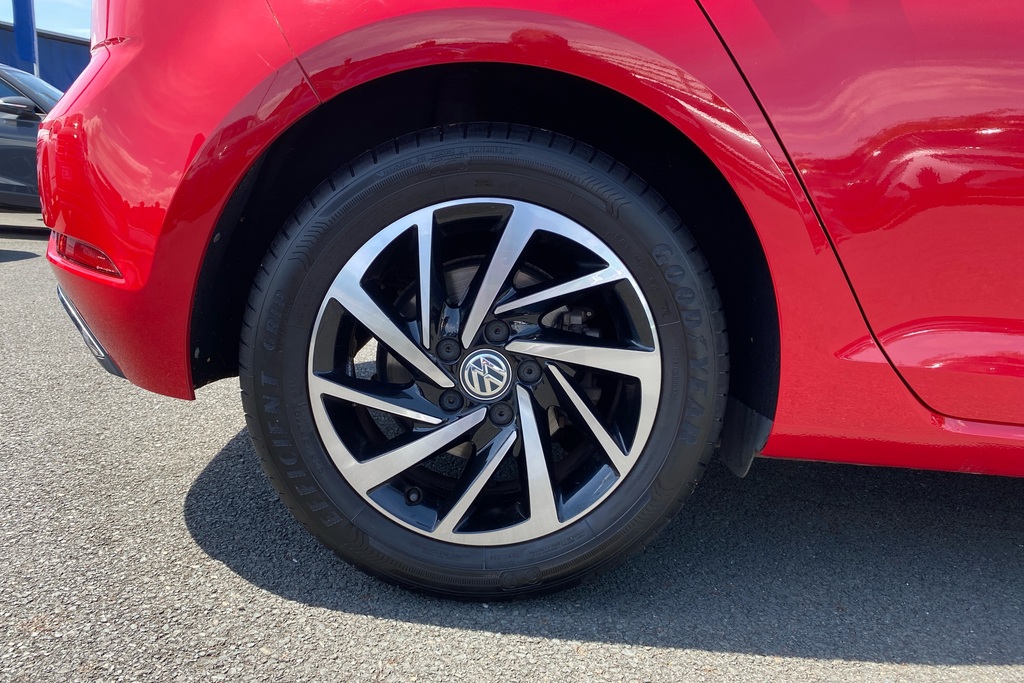 Volkswagen Golf 1.5 Tsi Evo Match Edition GM69MFU Red #5
