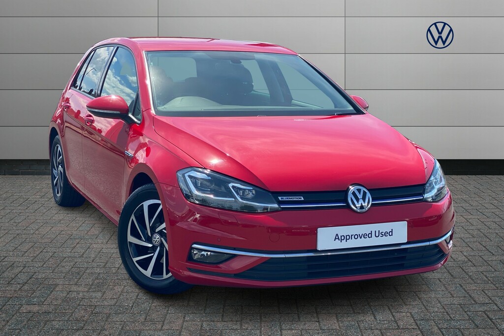 Volkswagen Golf 1.5 Tsi Evo Match Edition Red