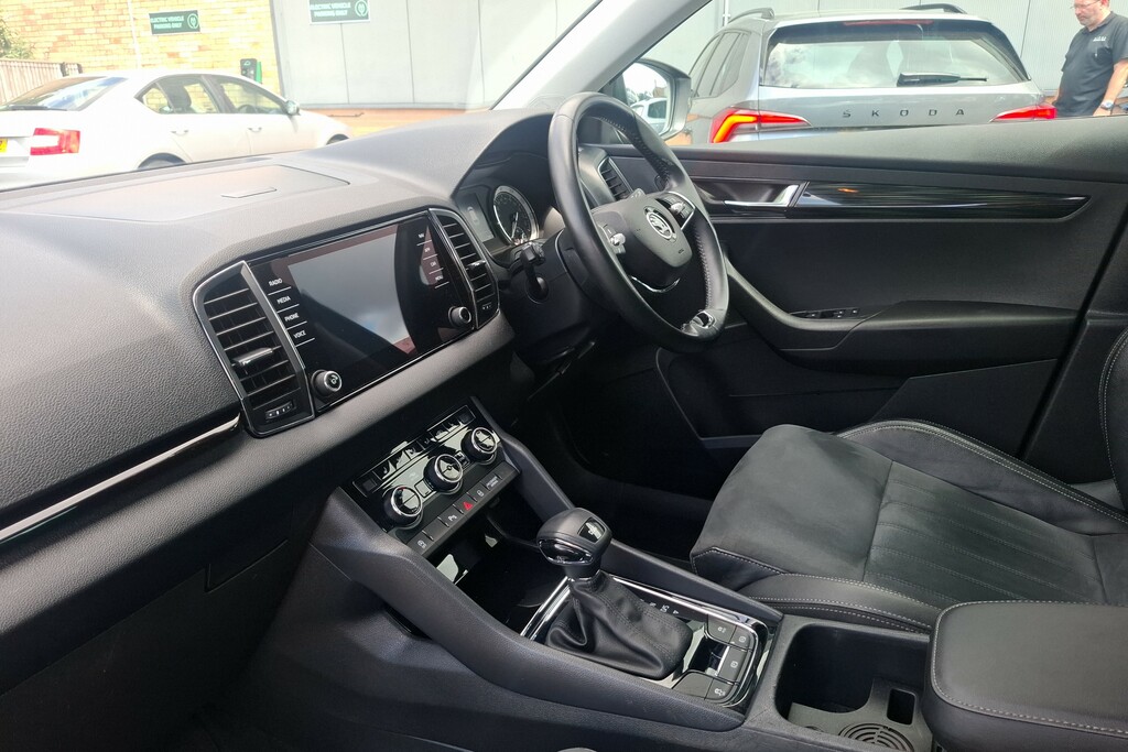 Skoda Karoq 1.5 Tsi Se L Dsg FL71JYR Green #2
