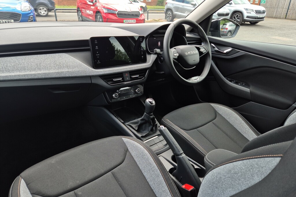 Skoda Kamiq 1.0 Tsi Se Edition Black #2