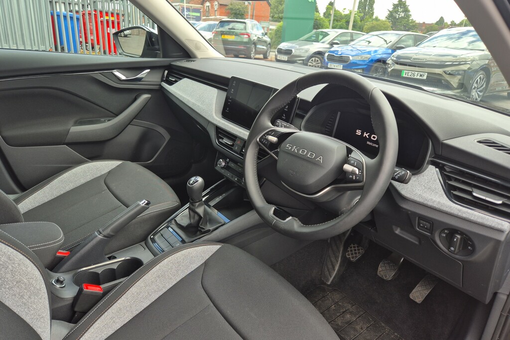 Skoda Kamiq 1.0 Tsi Se Edition Black #6