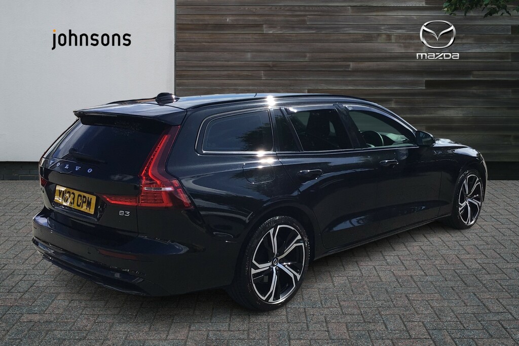 Volvo V60 2.0 B3p Plus Dark 7 Speed Black #5