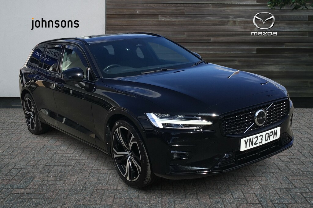 Volvo V60 2.0 B3p Plus Dark 7 Speed Black
