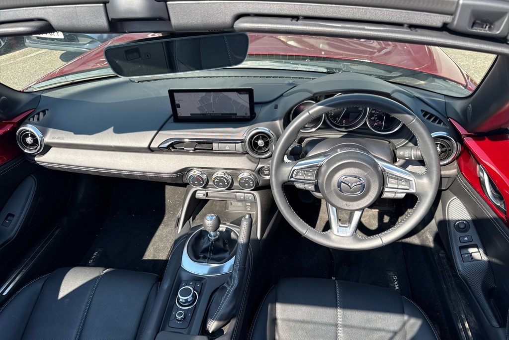 Mazda MX-5 2.0 184 Exclusive-line Red #3
