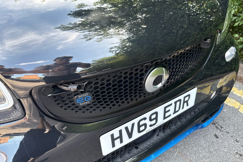 Smart Fortwo Cabrio 60Kw Eq Edition Nightsky 17Kwh 22Kwch Black #40