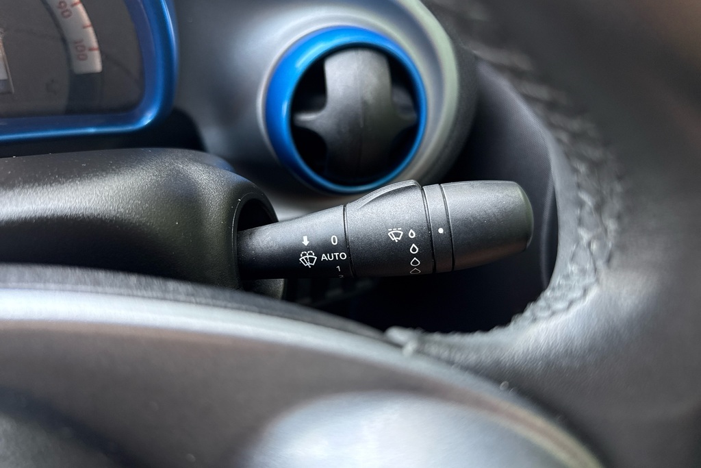 Smart Fortwo Cabrio 60Kw Eq Edition Nightsky 17Kwh 22Kwch Black #24