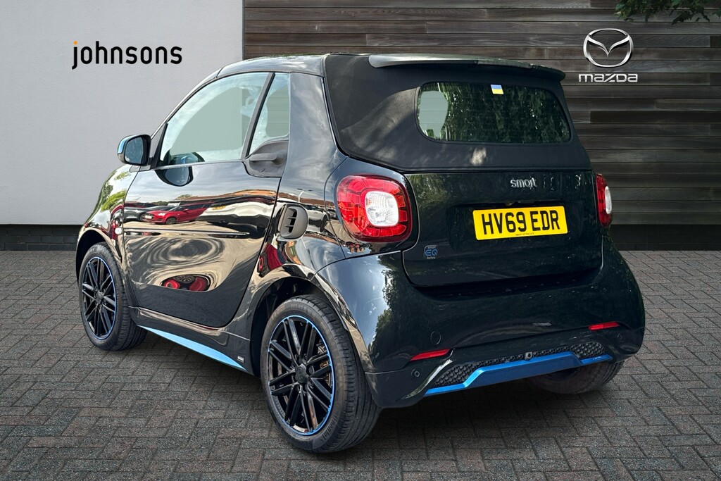 Smart Fortwo Cabrio 60Kw Eq Edition Nightsky 17Kwh 22Kwch Black #2
