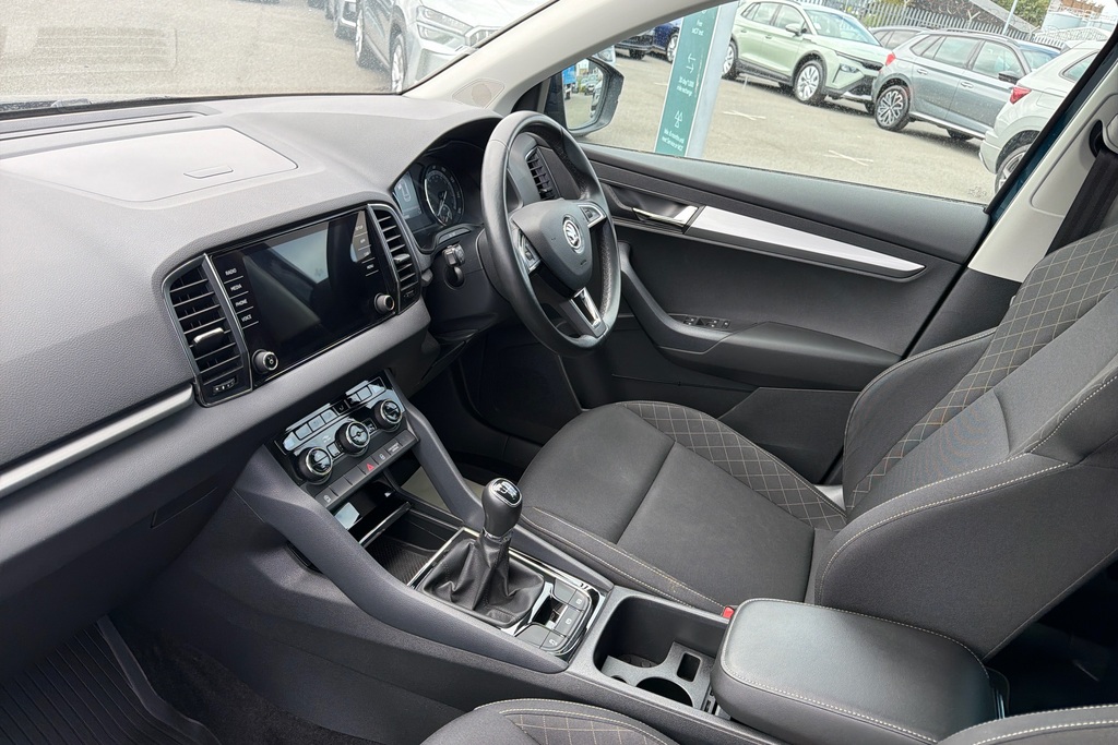 Skoda Karoq 1.0 Tsi Se DF69BVG Blue #2